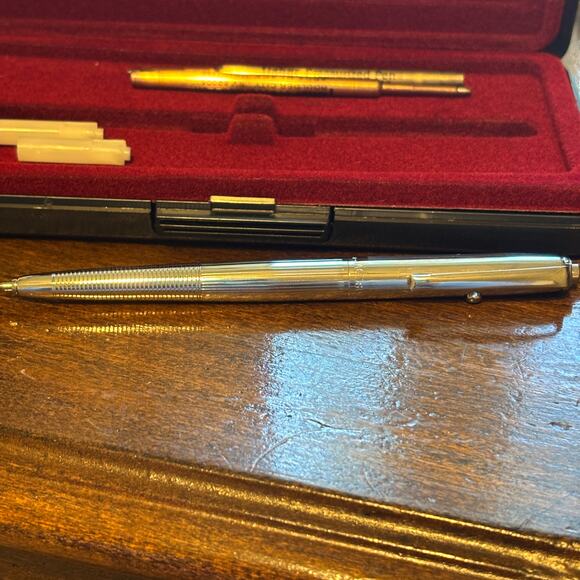 Fisher Space Pen Paul C. Fisher Nasa Astronaut Pen Paper Work Inc. Velvet Case - Picture 9 of 10